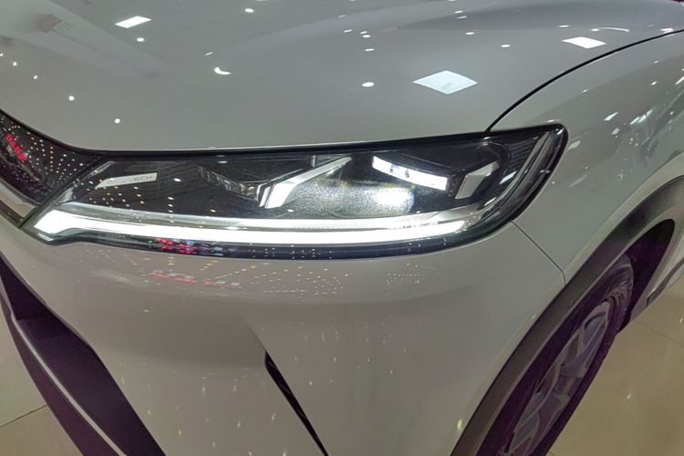 BYD YuanUP 2025 #23 BYD YuanUP 2025 car image #23