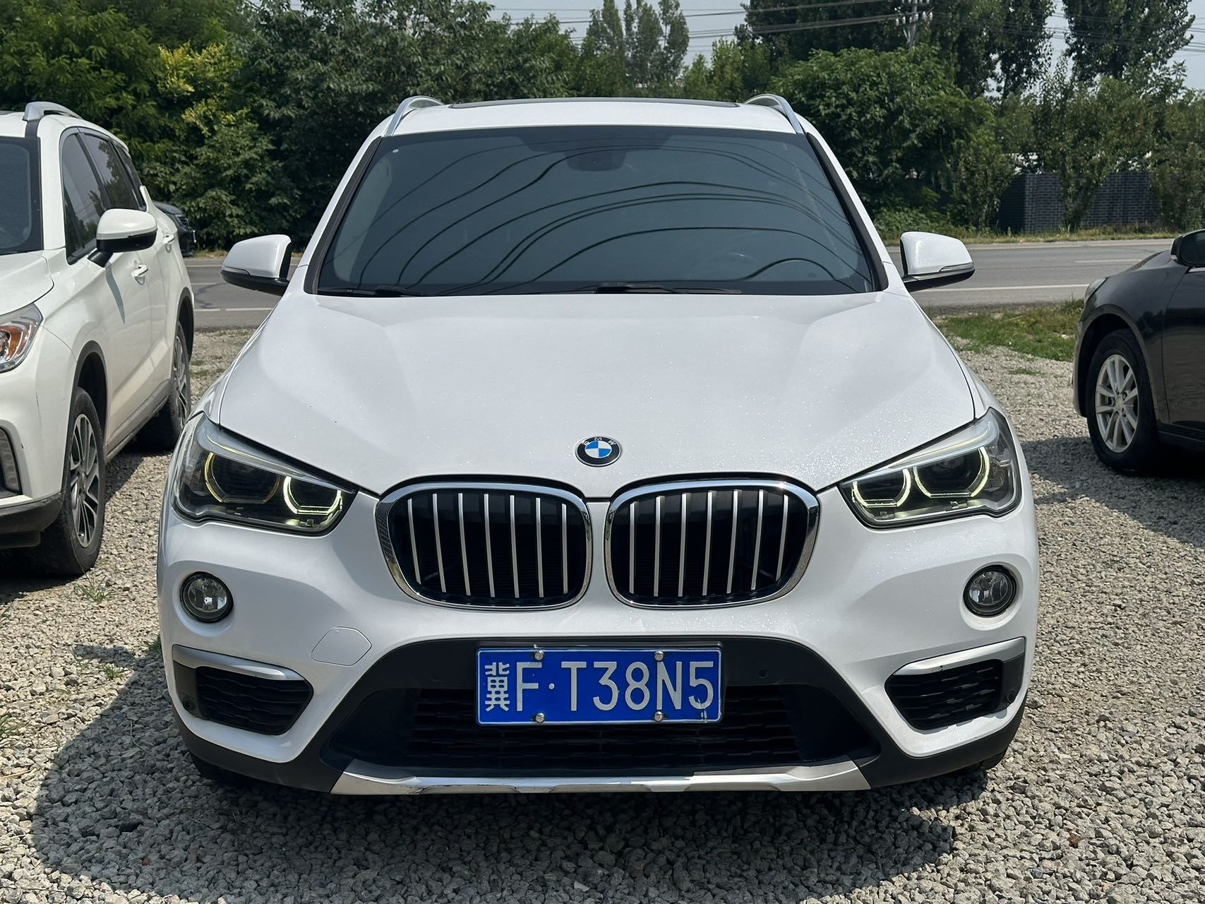 BMW X1 2016 BMW X1 2016 صورة سيارة