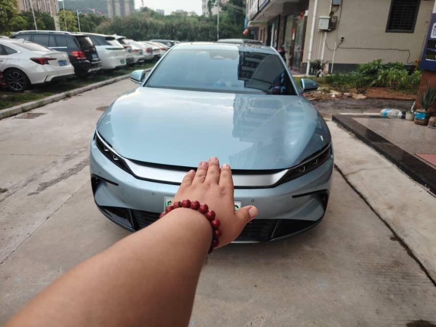 BYD Han 2024 car image #2