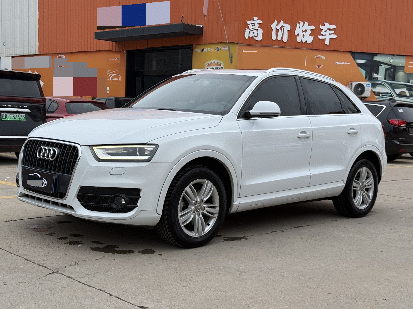 Audi Q3 2014 Audi Q3 2014 immagine di auto