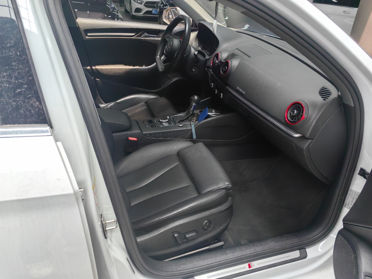 Audi A3 2019 #4 Audi A3 2019 car image #4