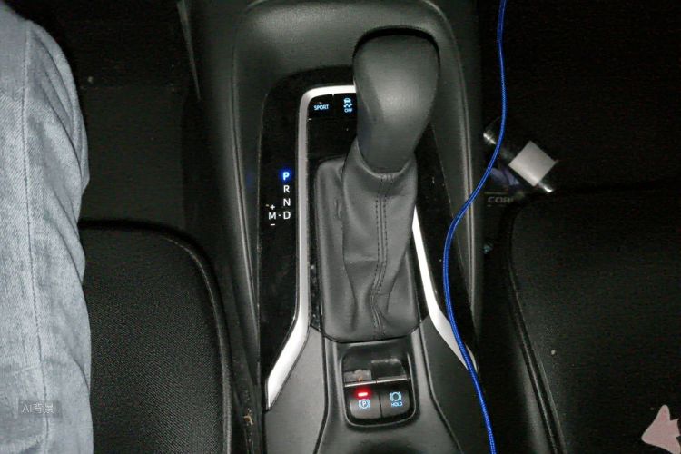 Toyota Corolla 2020 immagine di auto #16