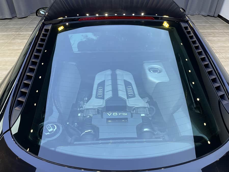 Audi R8 2009 car image #11