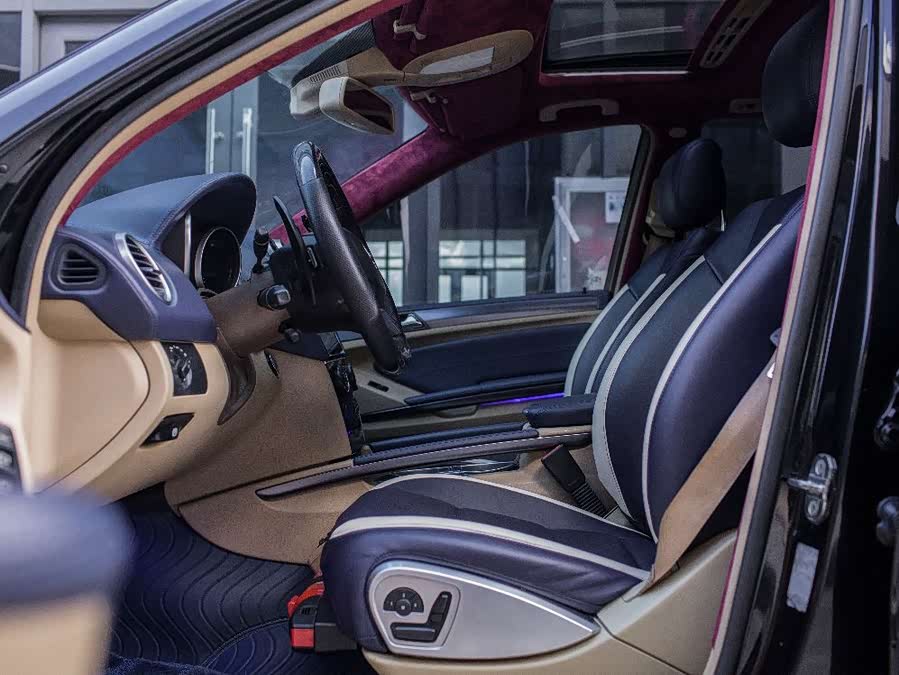 Mercedes-Benz M AMG 2009 #11 Mercedes-Benz M AMG 2009 صورة سيارة #11