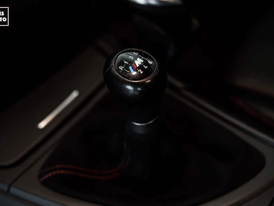 BMW 1 Series M 2011 #11 BMW 1 Series M 2011 car image #11