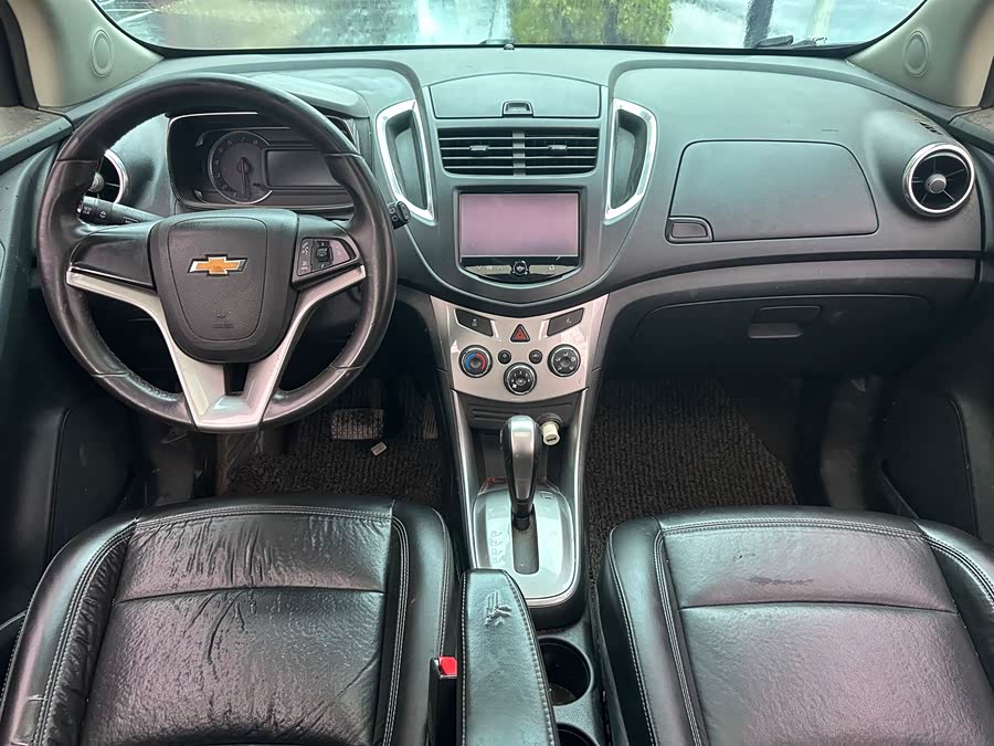 Chevrolet Tracker 2014 #11 Chevrolet Tracker 2014 car image #11