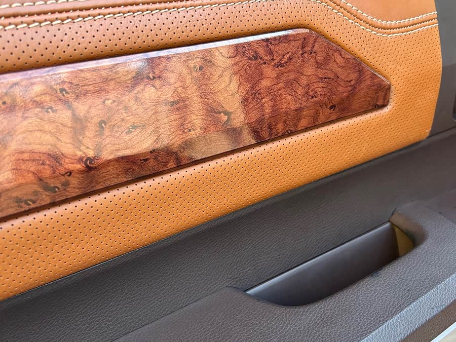 Toyota Tundra 2014 immagine di auto #11