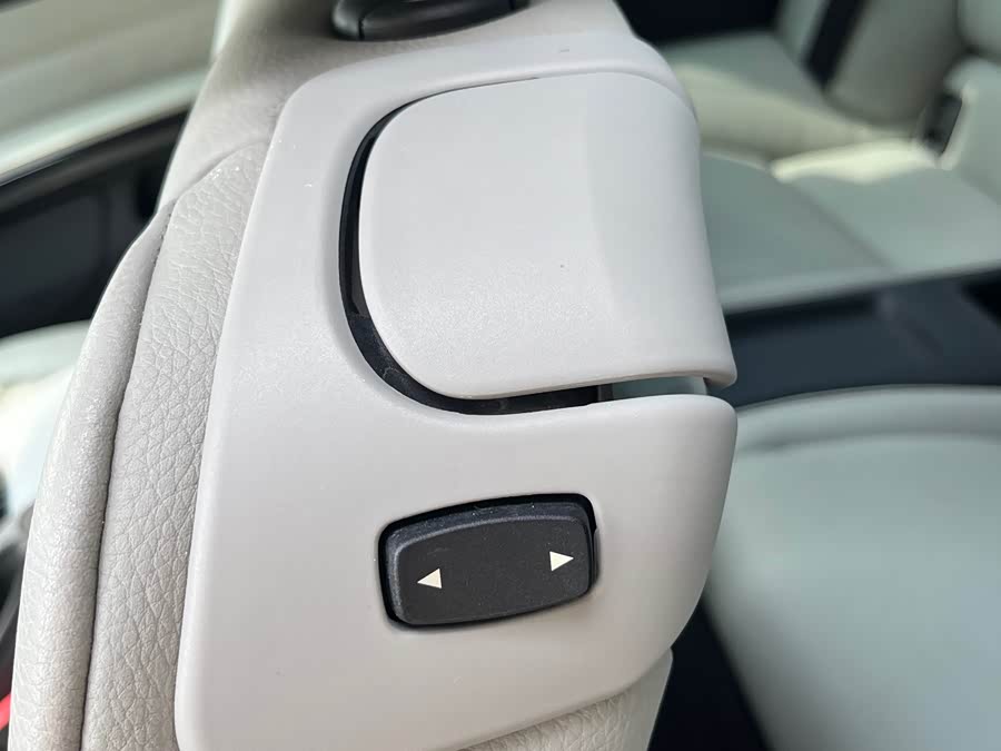 BMW 3 Series (Imported) 2009 car image #11