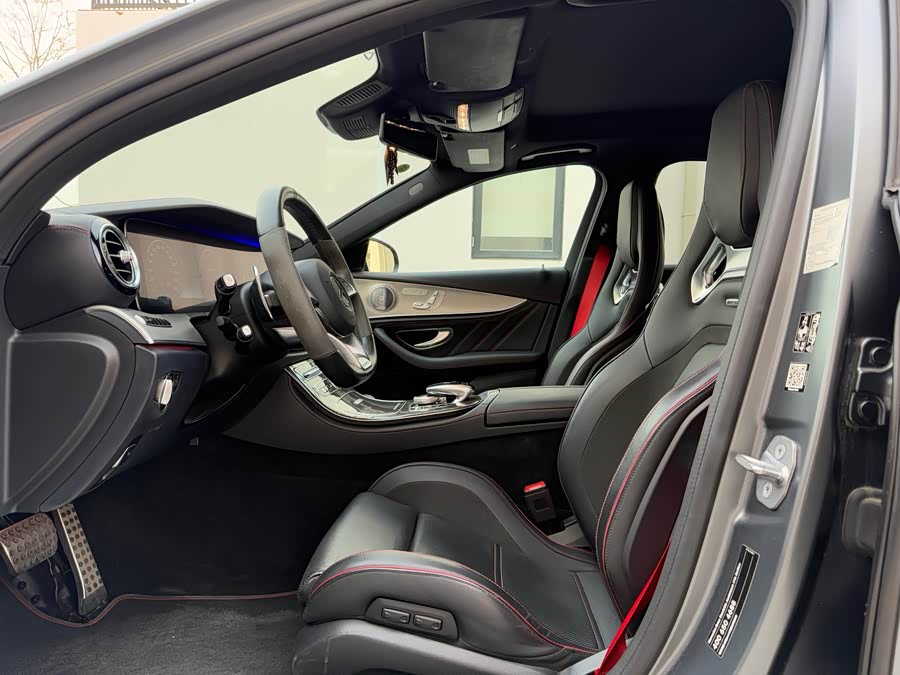 Mercedes-Benz E AMG 2018 immagine di auto #11