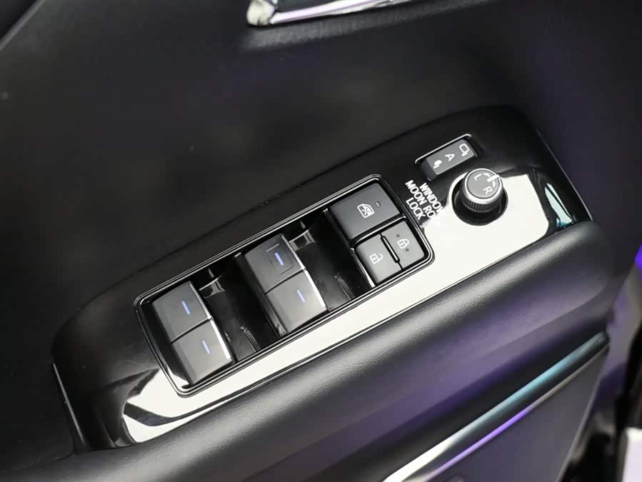 Toyota 2020 car image #11