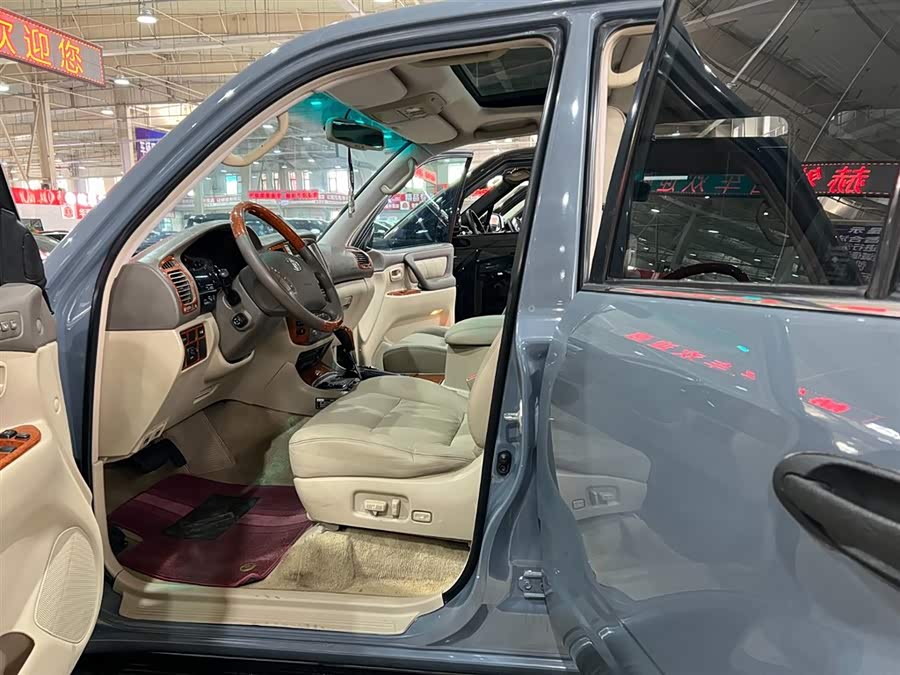 Toyota Land Cruiser 2005 #11 Toyota Land Cruiser 2005 car image #11