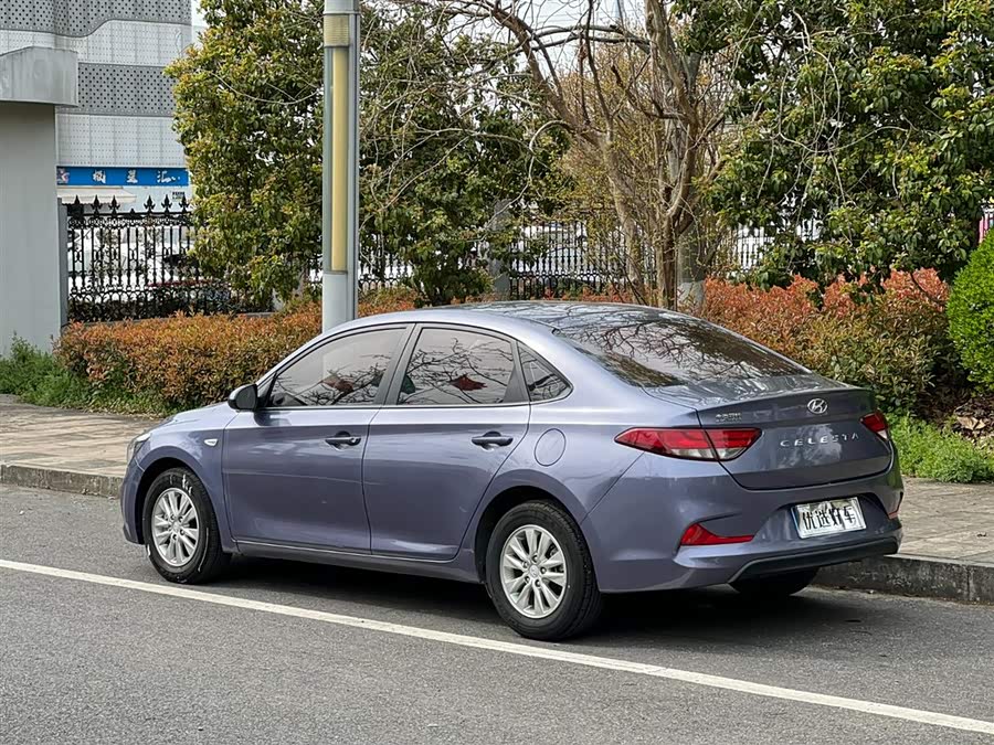 Hyundai Mistra 2016 car image #11