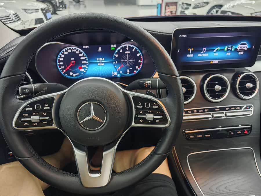 Mercedes-Benz C Class 2019 #11 Mercedes-Benz C Class 2019 صورة سيارة #11