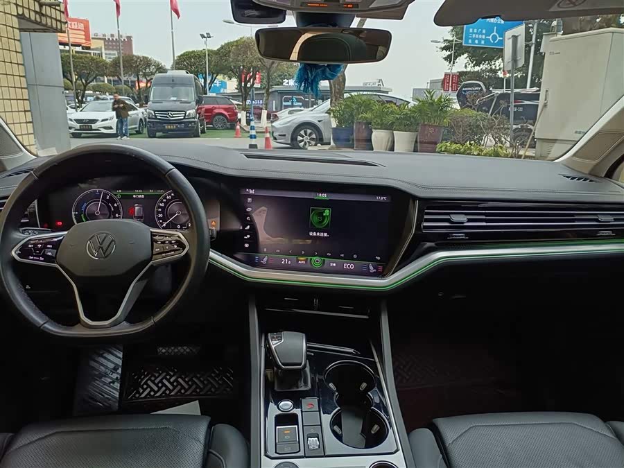 Volkswagen Touareg New Energy 2020 car image #11