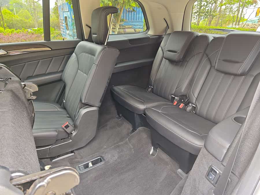 Mercedes-Benz GL Class 2016 immagine di auto #11