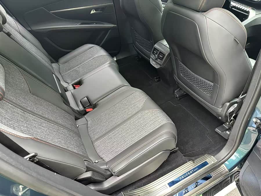 Peugeot 5008 2018 car image #11