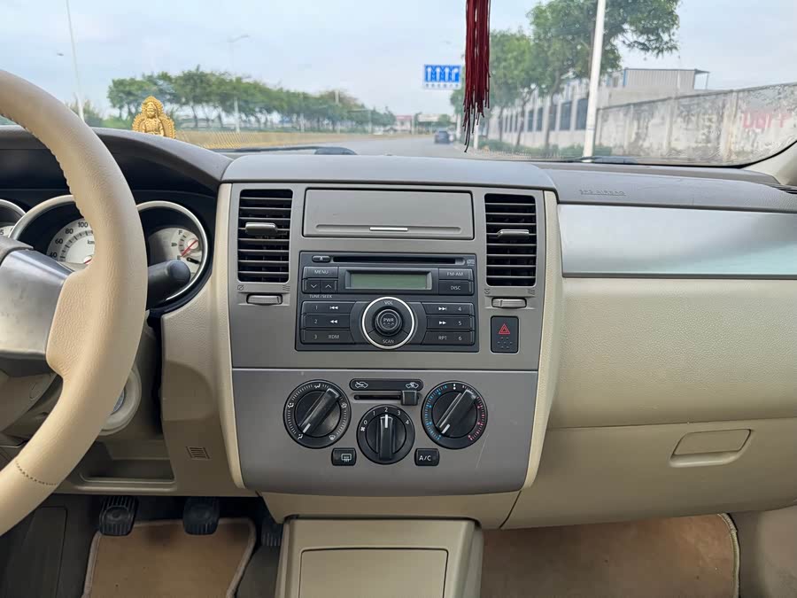 日产 颐达 2009 汽车图片 #11