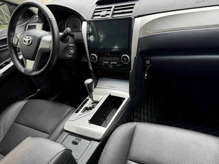 Toyota Camry 2014 immagine di auto #11