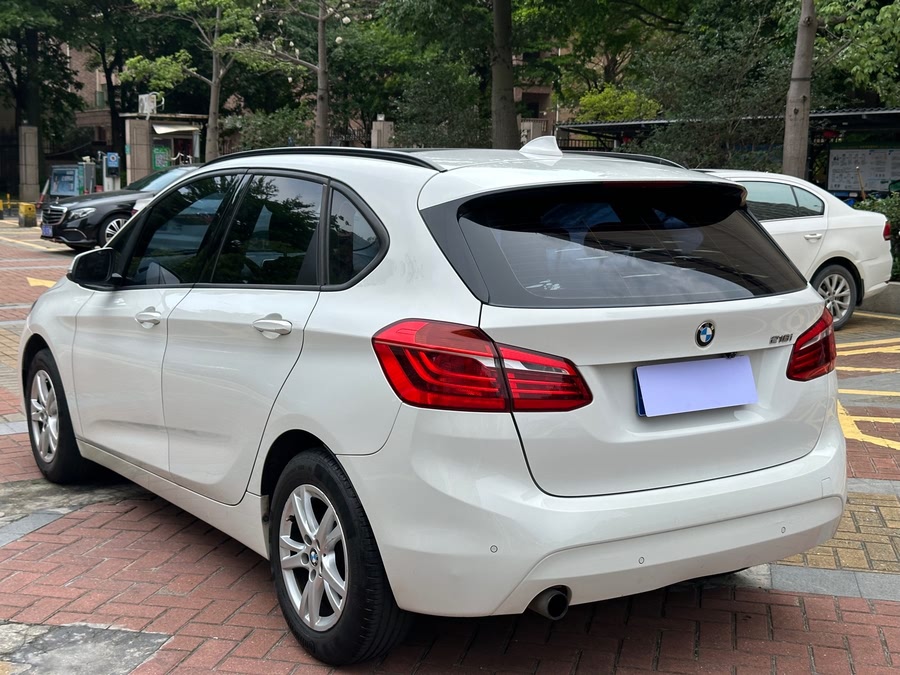 BMW 2 Series Tourer (Imported) 2015 #11 BMW 2 Series Tourer (Imported) 2015 car image #11