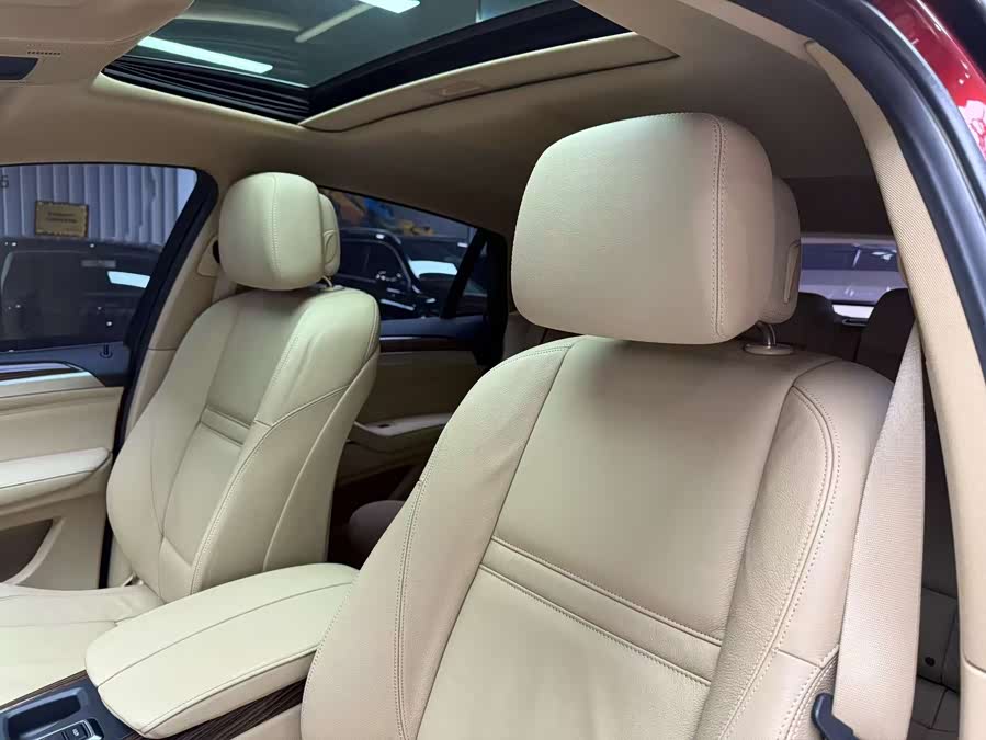 BMW X6 2012 immagine di auto #11