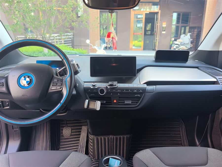 BMW i3 (Imported) 2018 صورة سيارة #11