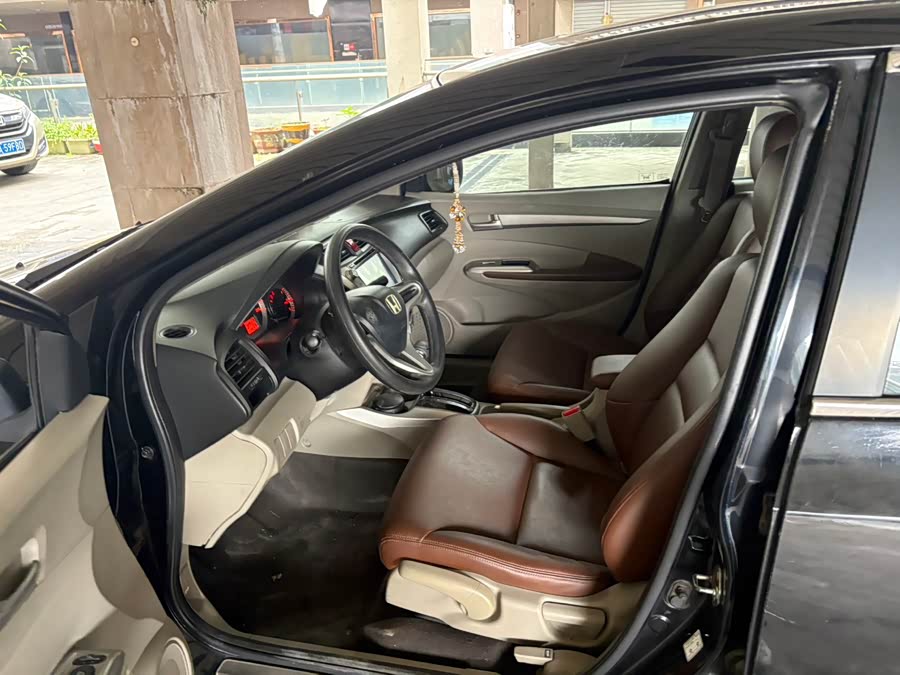 Honda City Classic 2010 immagine di auto #11