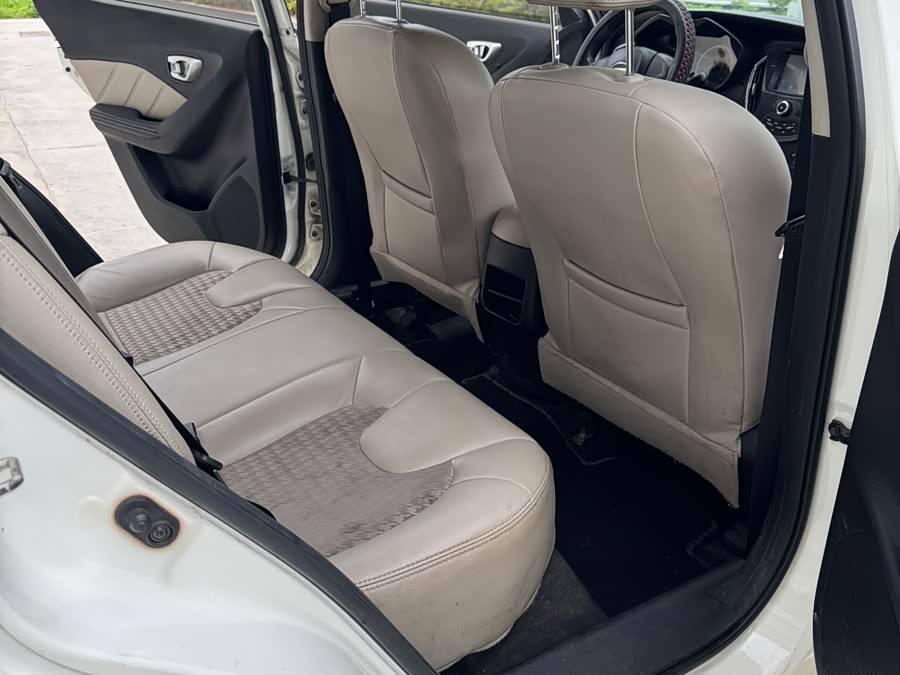 GAC Trumpchi GA3S 2017 car image #11