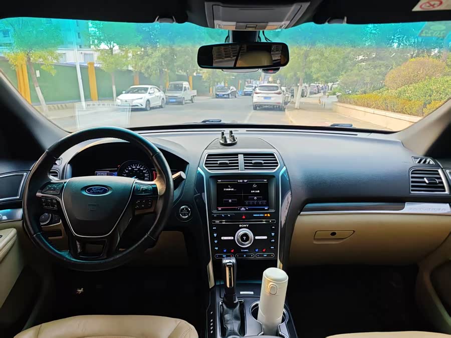 Ford Explorer (Imported) 2015 car image #11