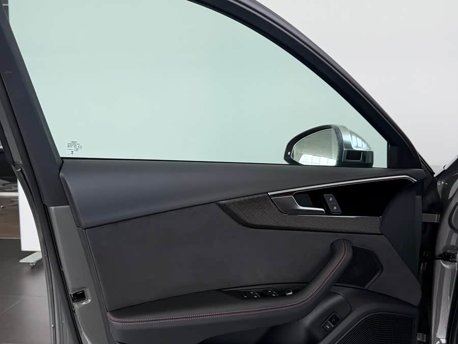 Audi S4 2023 imagem de carro #11