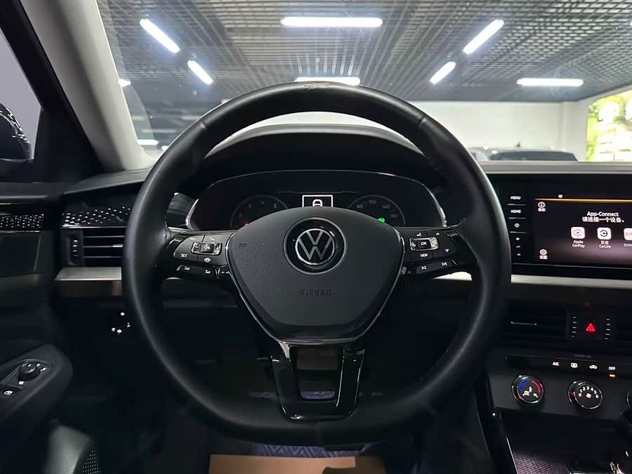 Volkswagen Passat 2021 صورة سيارة #11