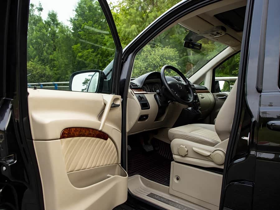 奔驰 唯雅诺 2013 汽车图片 #11