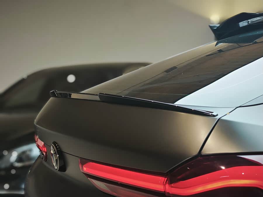 BMW X6 M 2022 car image #11