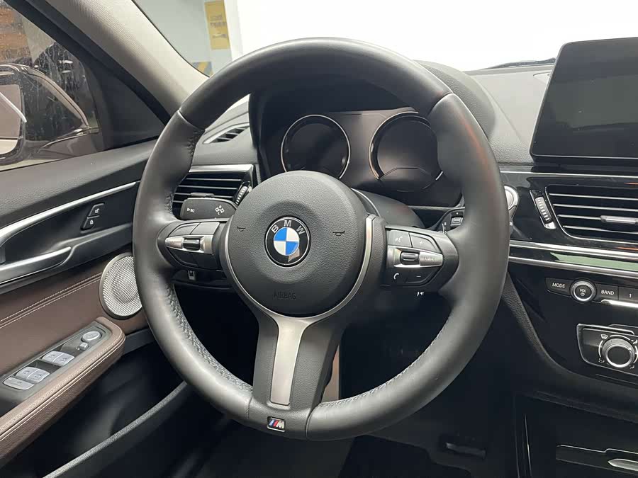 BMW 1 Series 2022 #11 BMW 1 Series 2022 car image #11