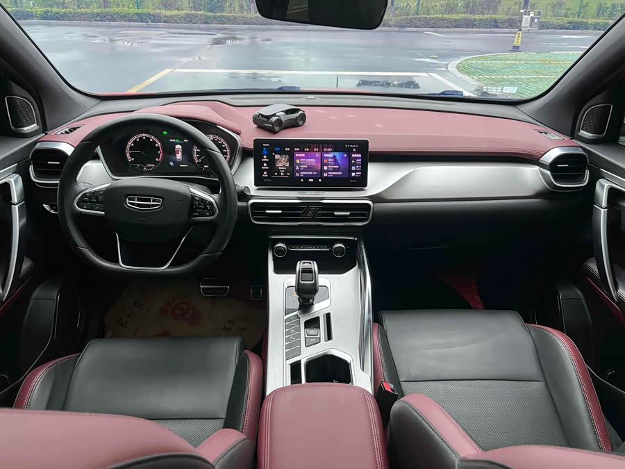 GEELY Coolray 2020 car image #11