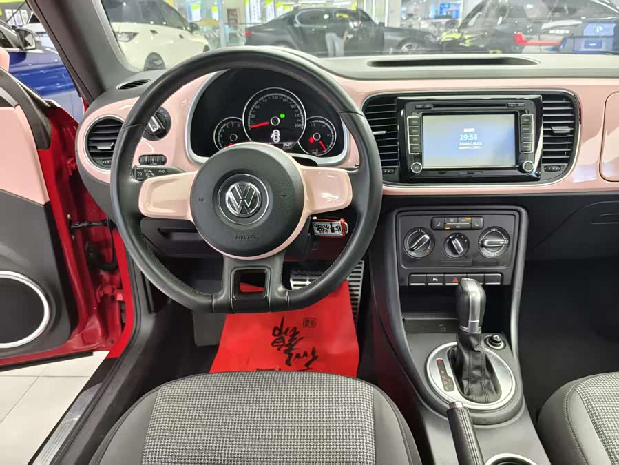 Volkswagen Beetle 2014 immagine di auto #11