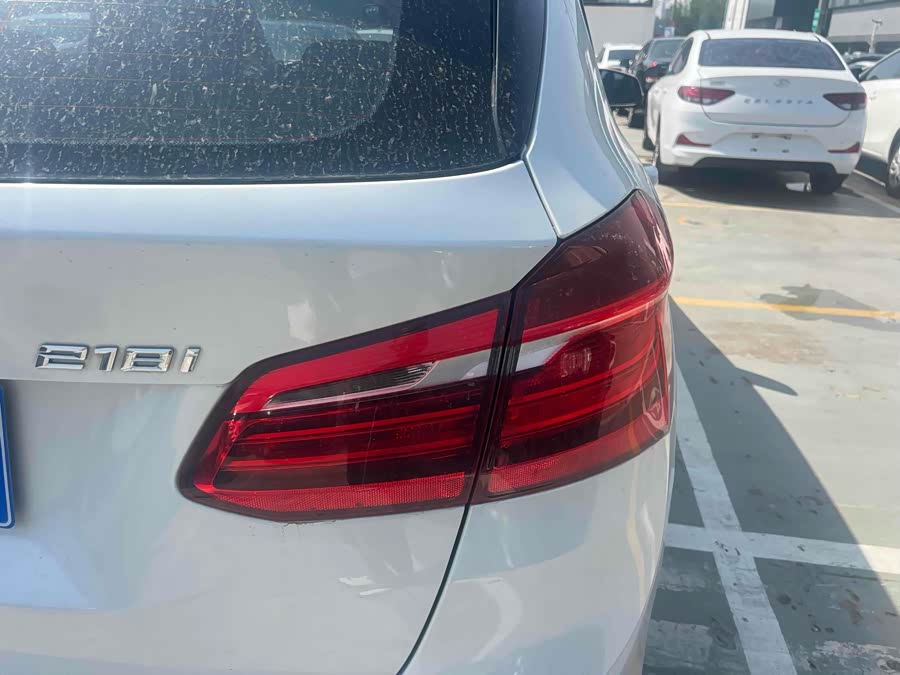 BMW 2 Series Tourer (Imported) 2015 #11 BMW 2 Series Tourer (Imported) 2015 car image #11