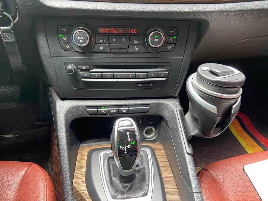 BMW X1 (Imported) 2012 صورة سيارة #11