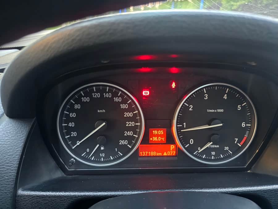 BMW X1 (Imported) 2013 car image #11