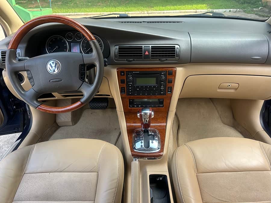 Volkswagen Passat Lingyu 2006 #11 Volkswagen Passat Lingyu 2006 car image #11