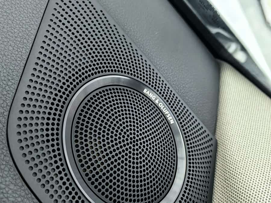 Audi Q5 (Imported) 2011 #11 Audi Q5 (Imported) 2011 car image #11