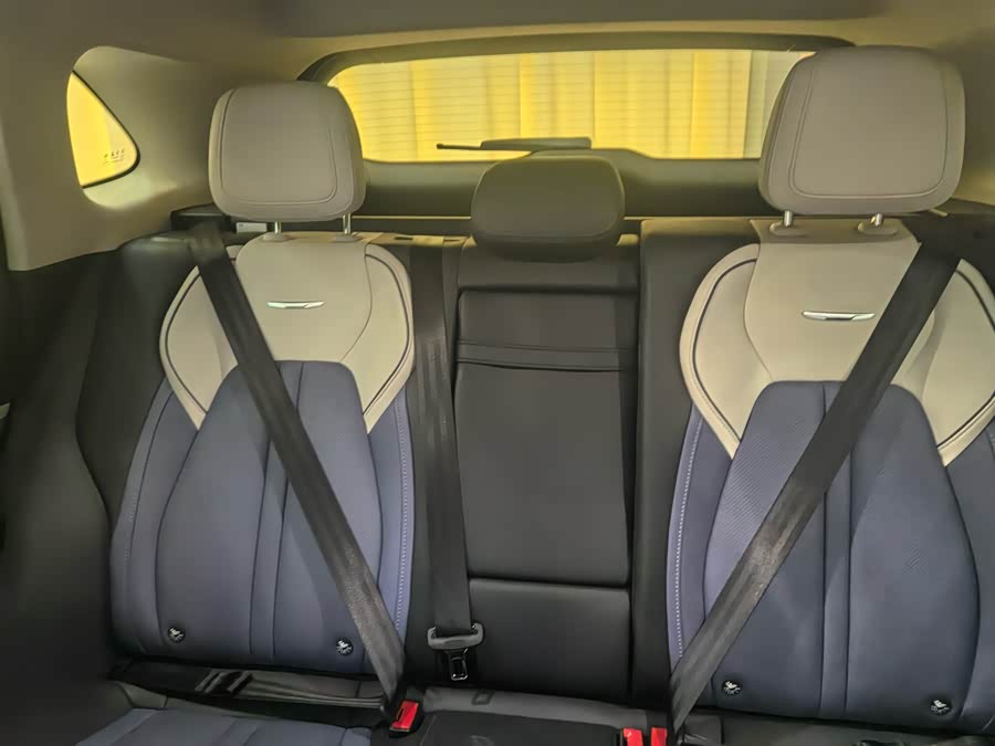 HongQi HS3 2023 car image #11