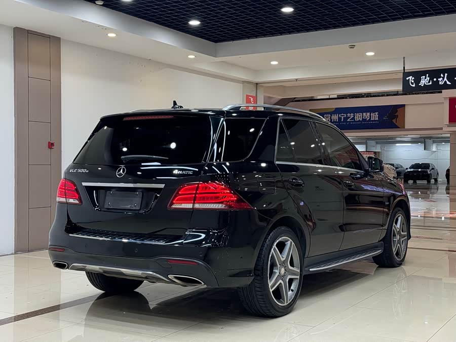 Mercedes-Benz GLE Class New Energy 2016 car image #11