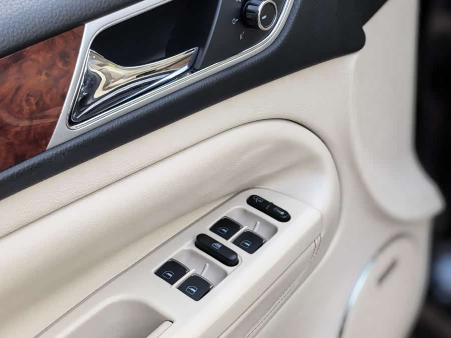 Volkswagen Passat Lingyu 2011 car image #11