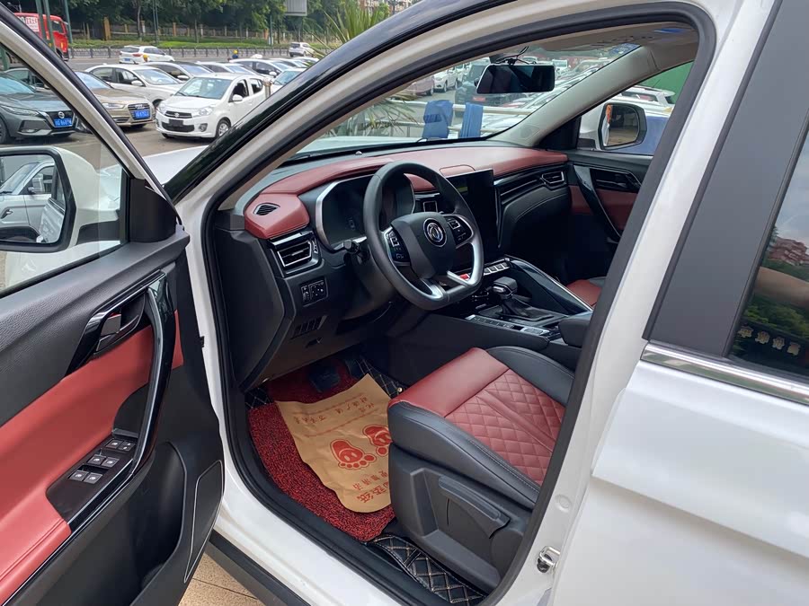 Forthing T5 2019 #11 Forthing T5 2019 immagine di auto #11