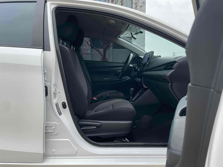 Vios 2023 car image #11