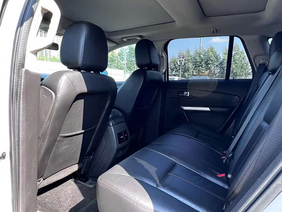 Ford Edge (Imported) 2013 immagine di auto #11