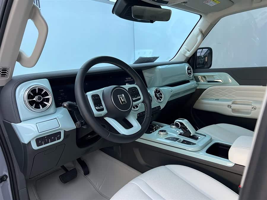 Tank 300 New Energy 2024 #11 Tank 300 New Energy 2024 car image #11