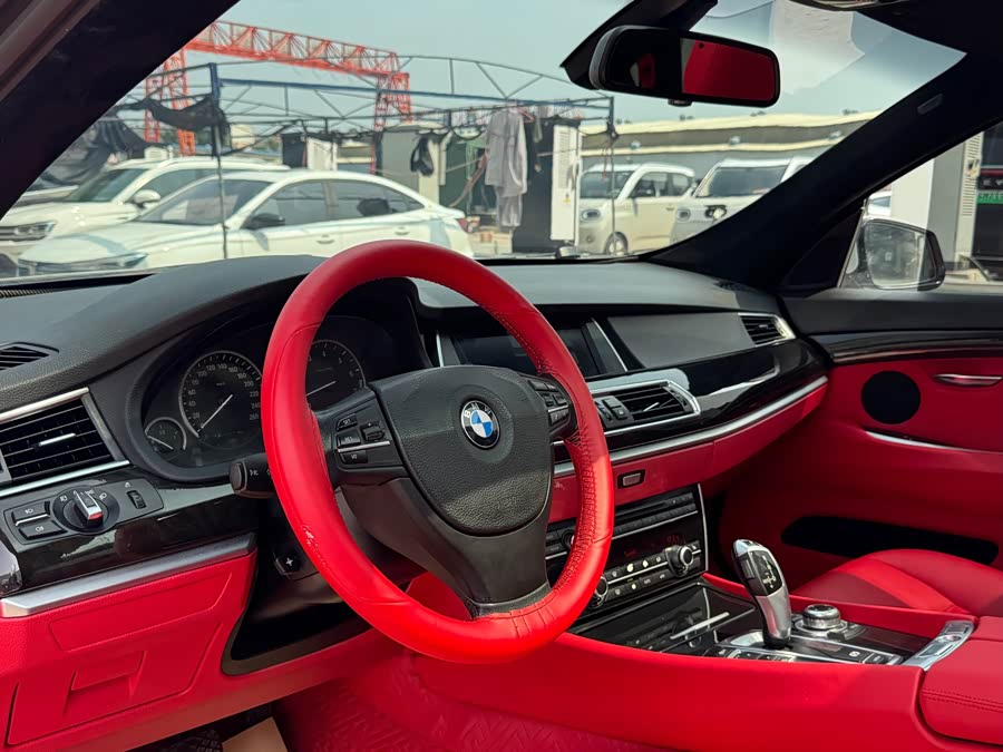 BMW 5 Series GT 2012 #11 BMW 5 Series GT 2012 immagine di auto #11