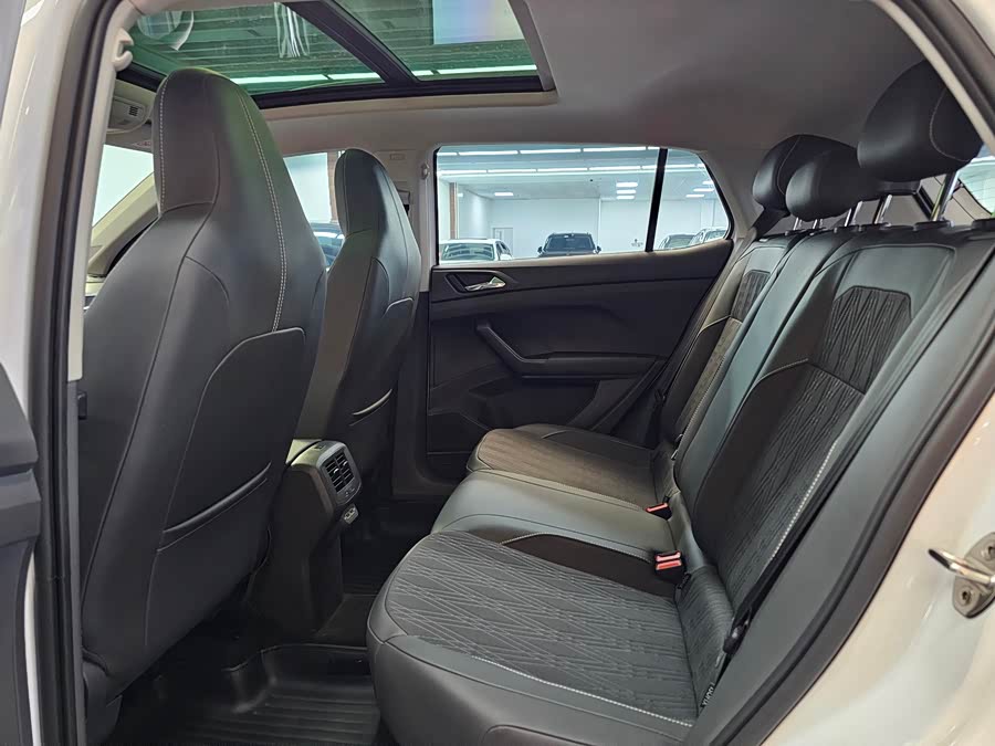 Volkswagen T-Cross 2020 #11 Volkswagen T-Cross 2020 immagine di auto #11