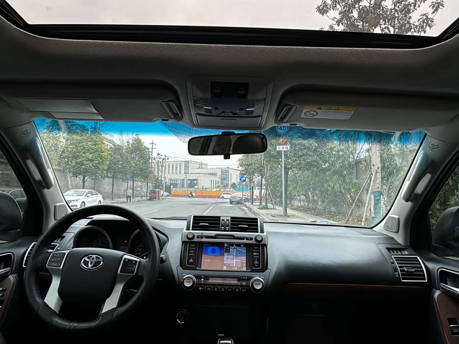 Toyota Land Cruiser Prado 2016 #11 Toyota Land Cruiser Prado 2016 car image #11